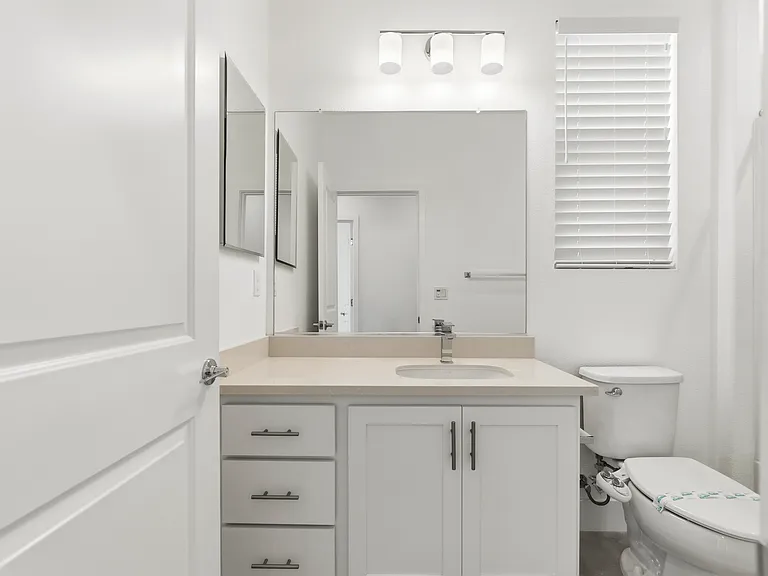 1475 Latitudes Way — Photo 27