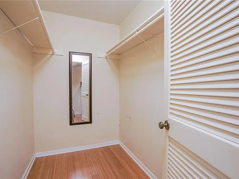 1000 W 26th St #103 — Photo 12