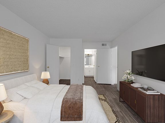 2nd image of 3851 S Wynn Rd #2121