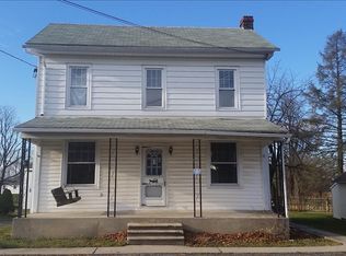 341 S View Rd, Fleetwood, PA 19522