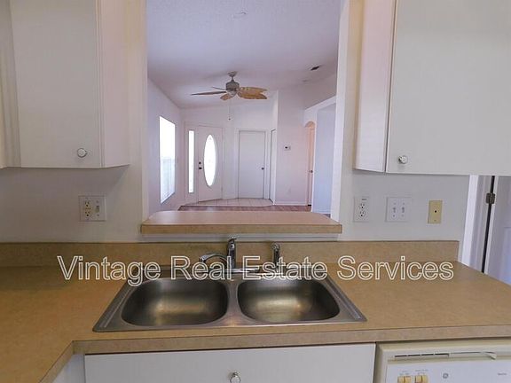 5th image of 6047 White Sails Dr