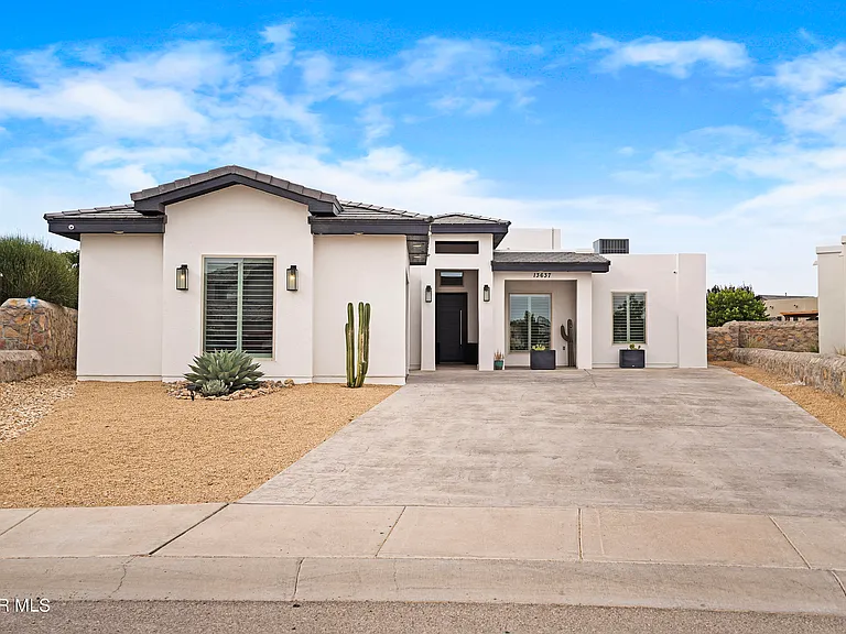 13637 Chepstow Ct — Photo 3