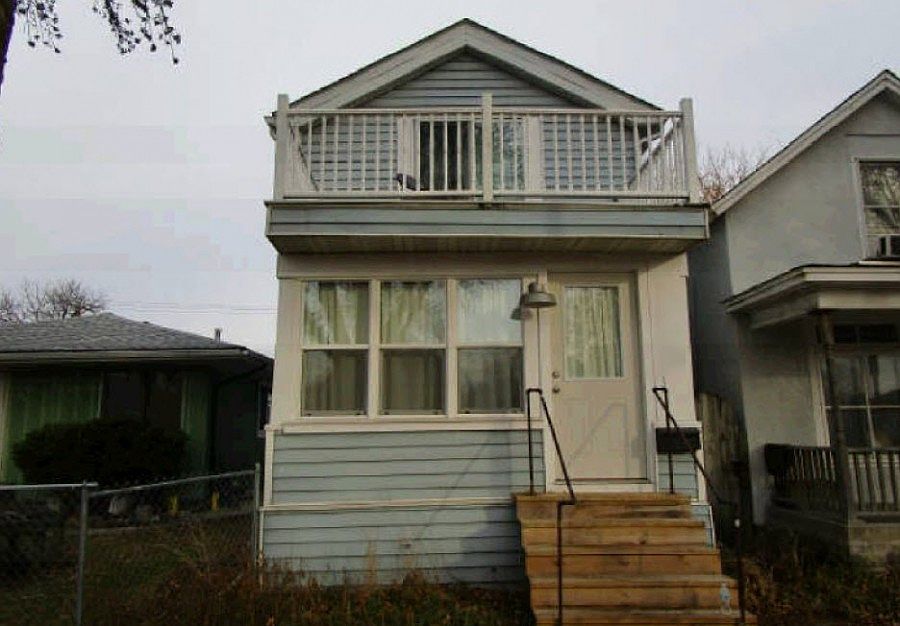 1st image of 595 Van Buren Ave