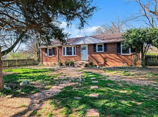 2114 Cypress Dr, Murfreesboro, TN 37130