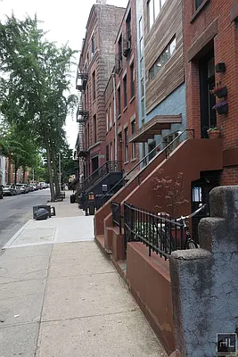 Rented by Highline Residential | media 9