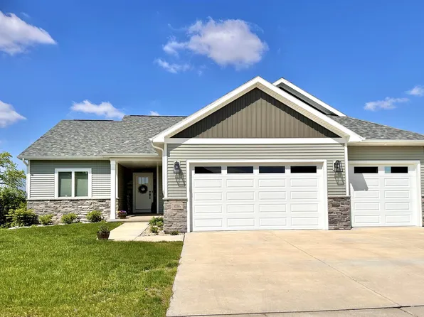 309 Michelle 172, Cottage Grove, WI 53527