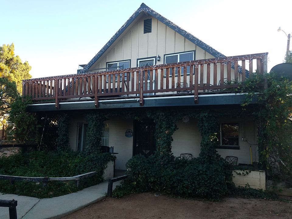 House/cabin has north/south 