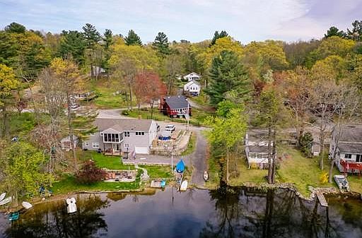 1st image of 14 Palanga St