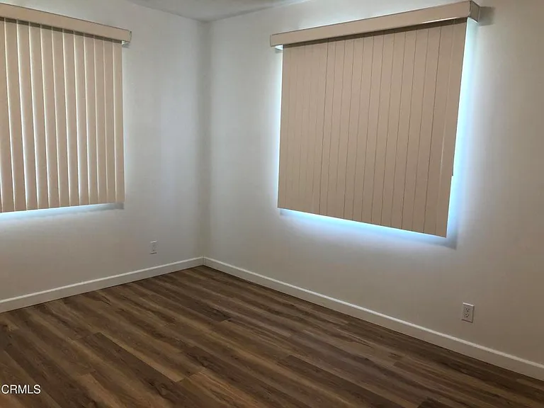 1447 Palm Dr — Photo 21