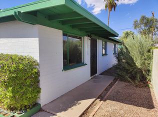 1302 W Kleindale Rd, Tucson, AZ 85705