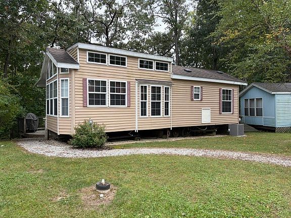 2nd image of 2795 E 28th Rd Lot 756