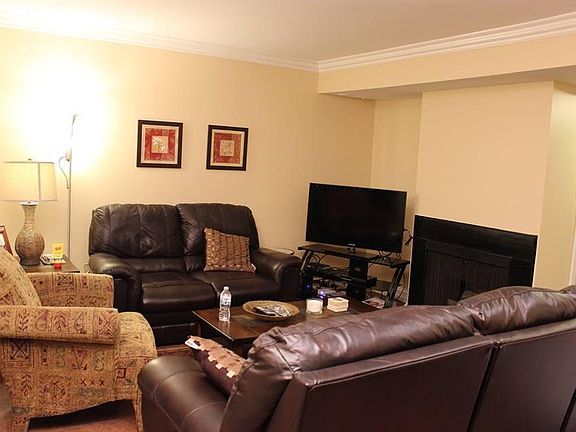 4th image of 350 Briarcrest Dr Unit 154