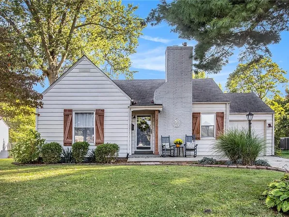 4017 W 67th St, Prairie Village, KS 66208
