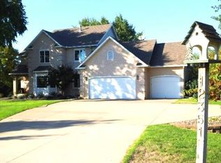 12351 Ravine Cir N, Stillwater, MN 55082