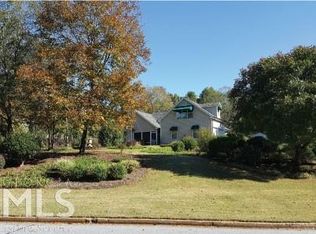 665 Mountainview Dr, Covington, GA 30016
