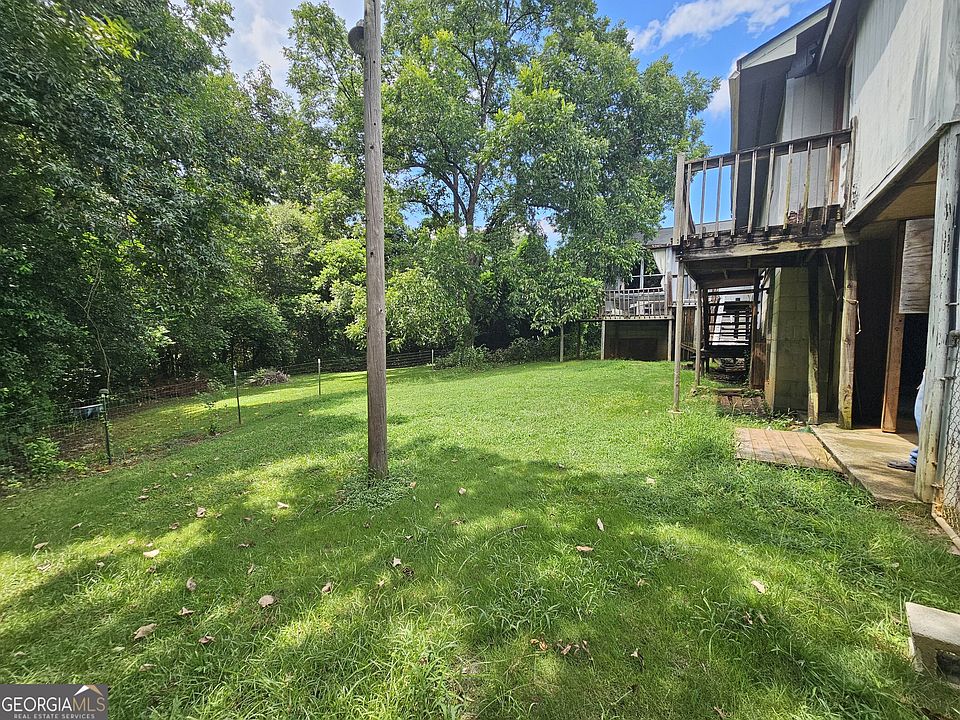 1st image of 221 Brantley Rd