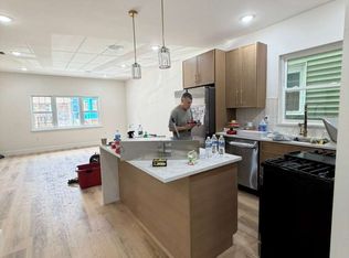13 W 13th St #1, Bayonne, NJ 07002