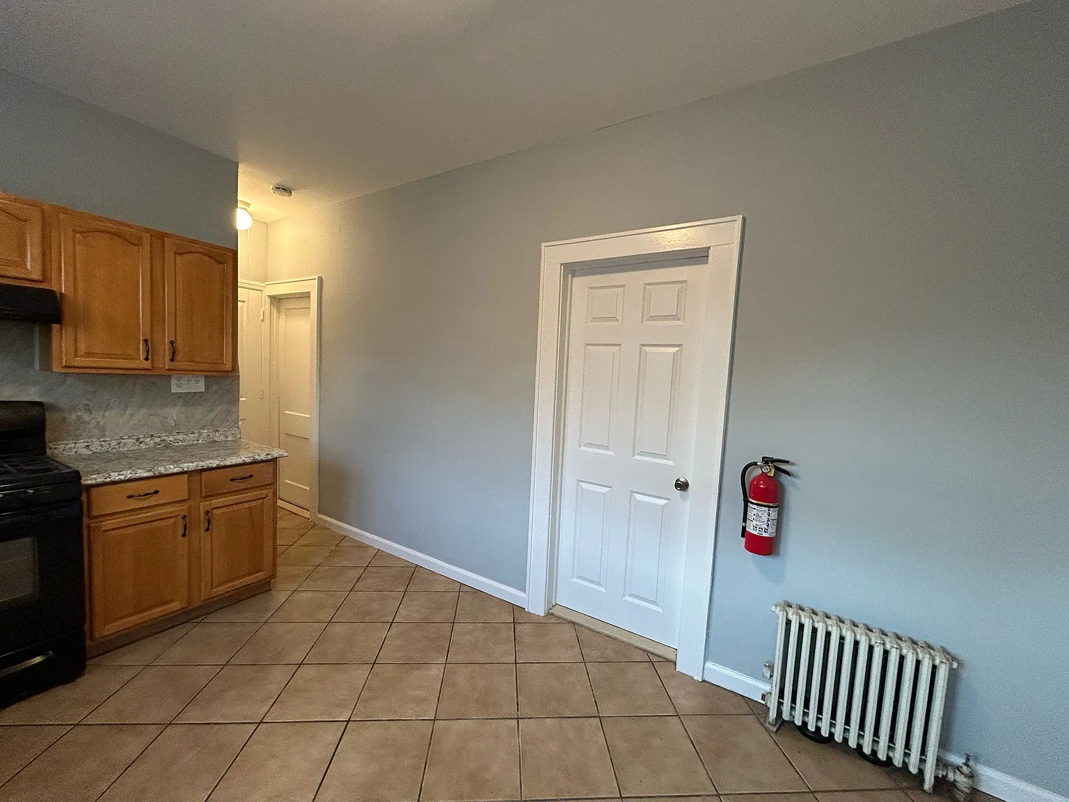 2 bed, 800 sqft, $1,550 — Photo 3