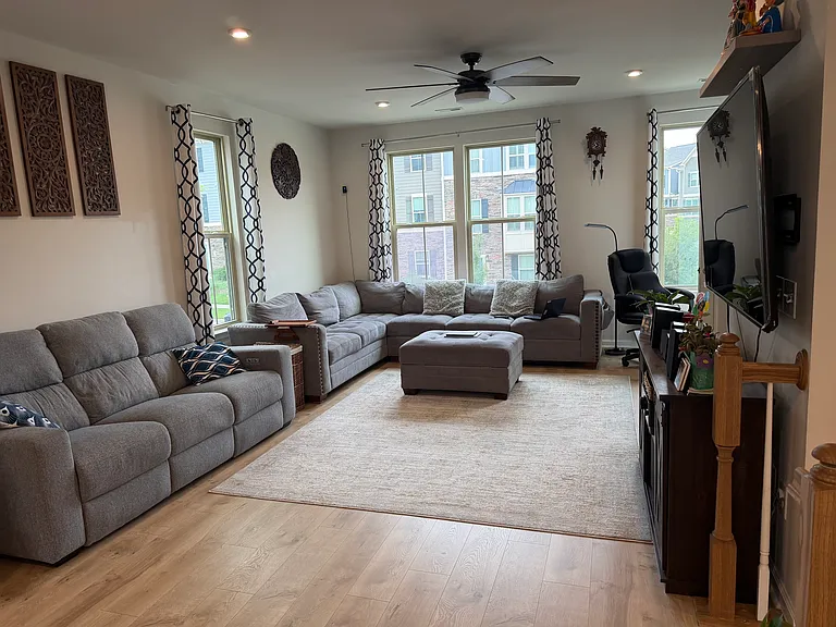 211 Timber Forest Ln — Photo 11