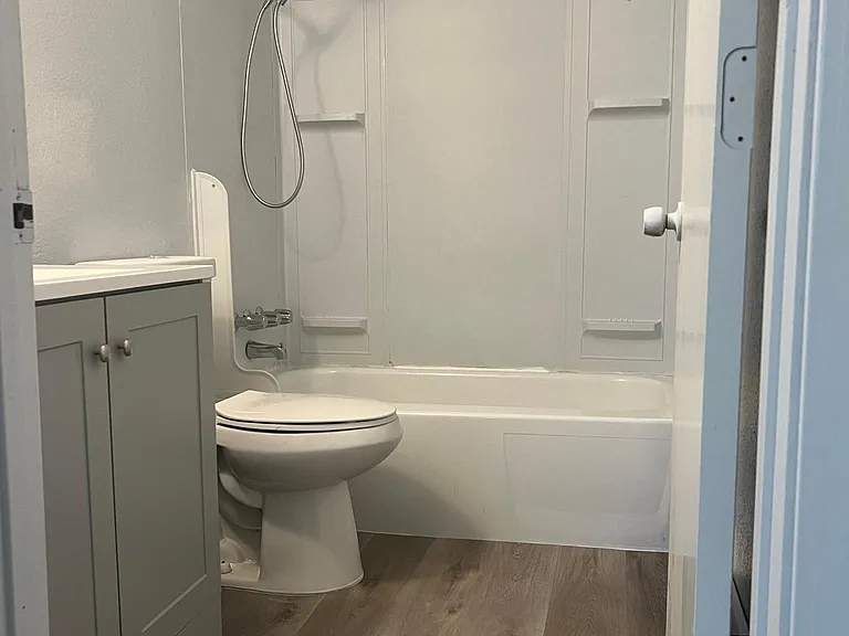 5610 Boston Ave SW — Photo 9