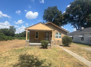156 S Pkwy E, Memphis, TN 38106