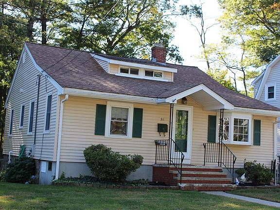 2nd image of 38 Pine Cir