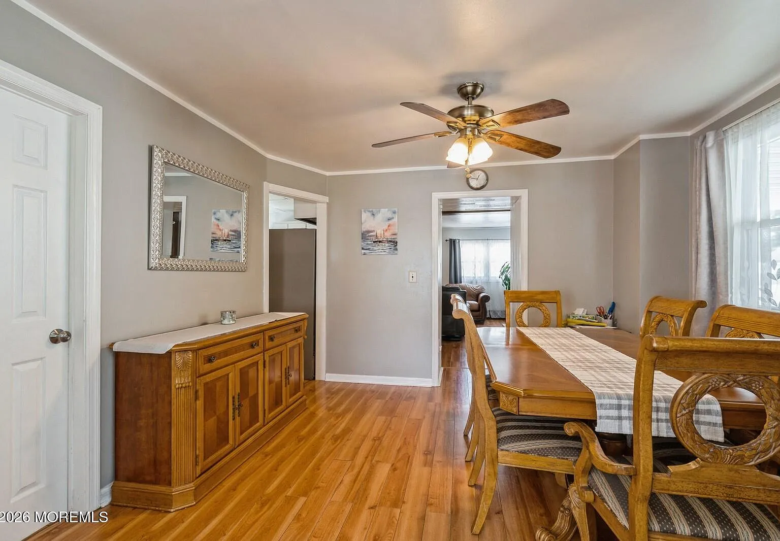 4 bed, 1.5 bath, 1564 sqft, $3,500 — Photo 3