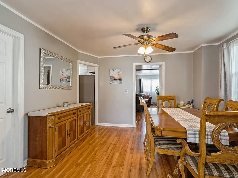 148 McKinley Ave — Photo 3
