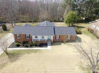 127 Sam Davis Dr, Springfield, TN 37172