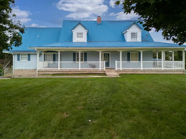 (undisclosed Address), Mount Hope, WV 25880
