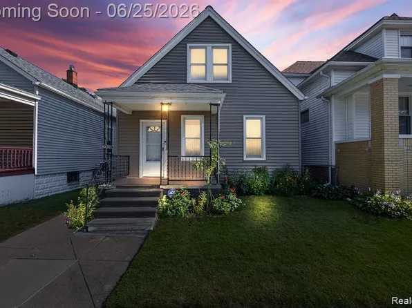 2310 Neibel St, Hamtramck, MI 48212