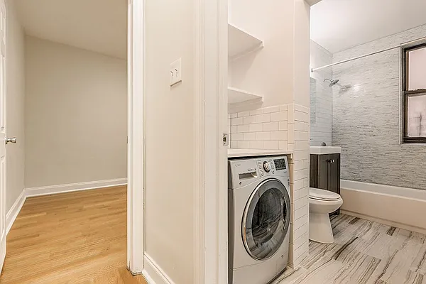 Rented by Dixon Advisory USA Inc. | media 10