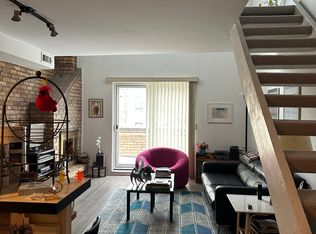 2828 N Burling St APT 415, Chicago, IL 60657
