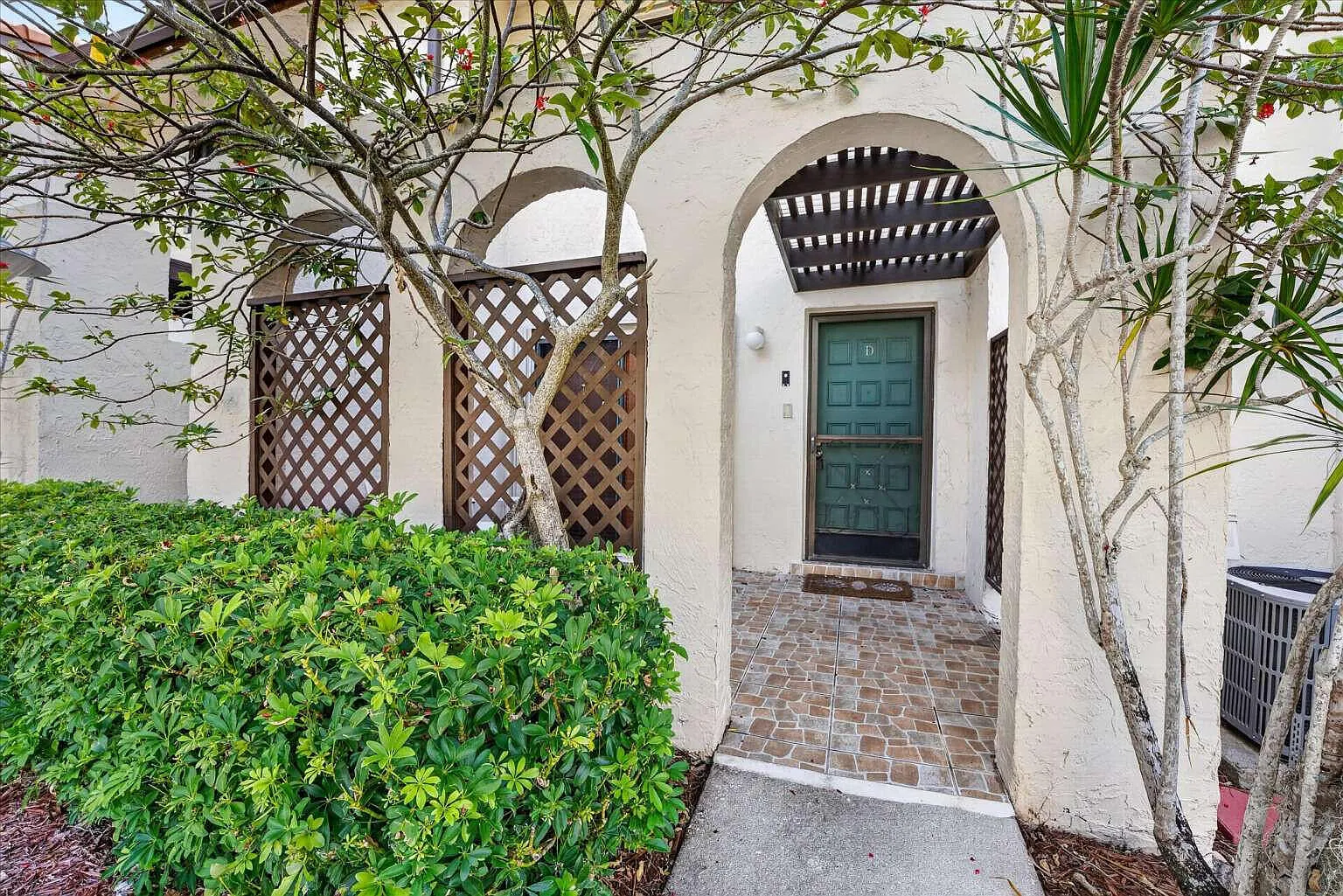 2 bed, 2.5 bath, 1550 sqft, $3,099 — Photo 3