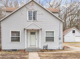 885 Andree Rd, Muskegon, MI 49445