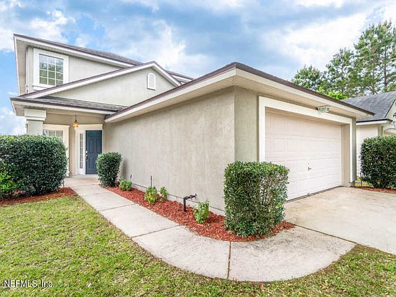 3rd image of 3521 Pebble Stone Ct