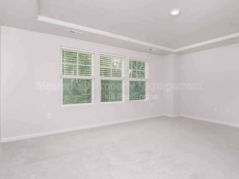 2061 Caen St — Photo 19