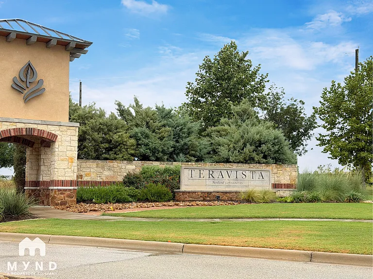 1129 La Conterra Blvd — Photo 22