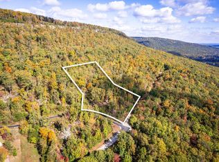 8037 Rocky Ledge Dr, Hixson, TN 37343