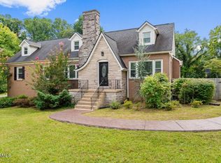 101 W Lake Forest Dr, Knoxville, TN 37920