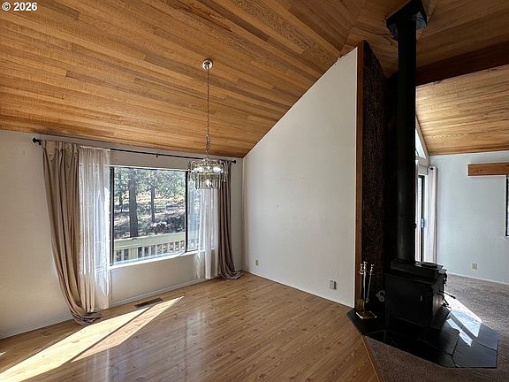4th image of 57384 Acacia Ln #3