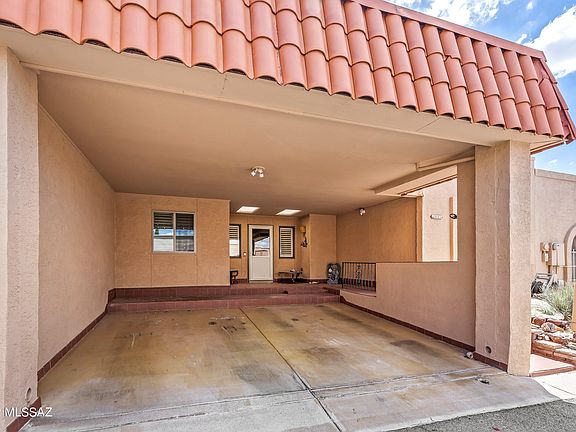 2nd image of 212 E Calle Turquesa