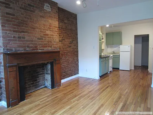 Rented by Bond New York | media 12