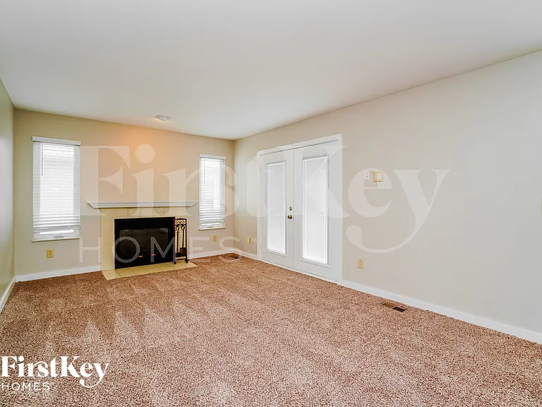 7809 Astra Cir — Photo 9