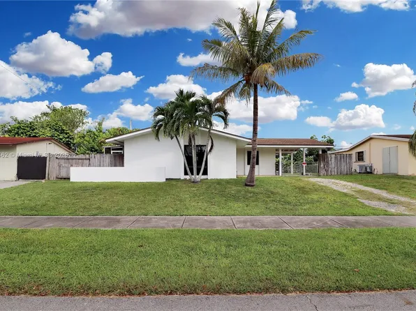 15840 SW 105th Ct, Miami, FL 33157