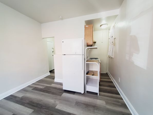 966 Summit Ave #1