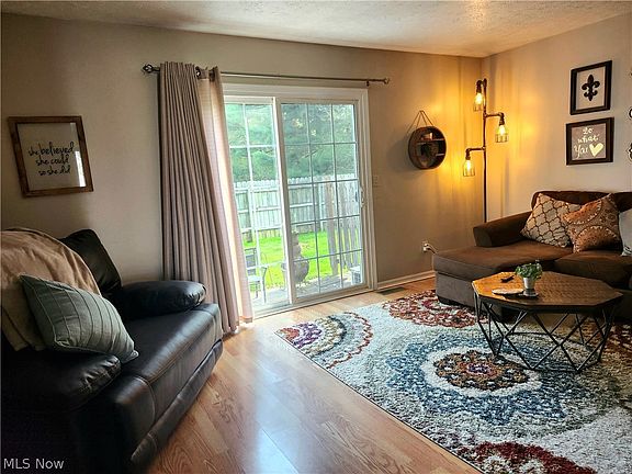 5th image of 3776 Sadie Ln