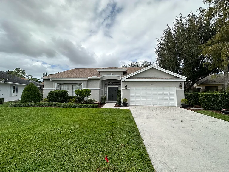 1000 Lake Breeze Dr — Photo 7