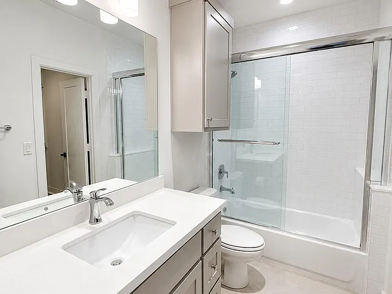 3529 Asbury St — Photo 25