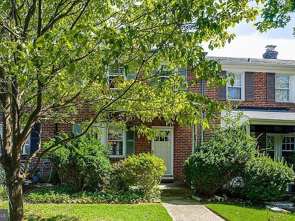 2nd image of 35 Murdock Rd